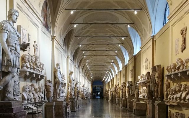 ローマ観光 ヴァチカン美術館